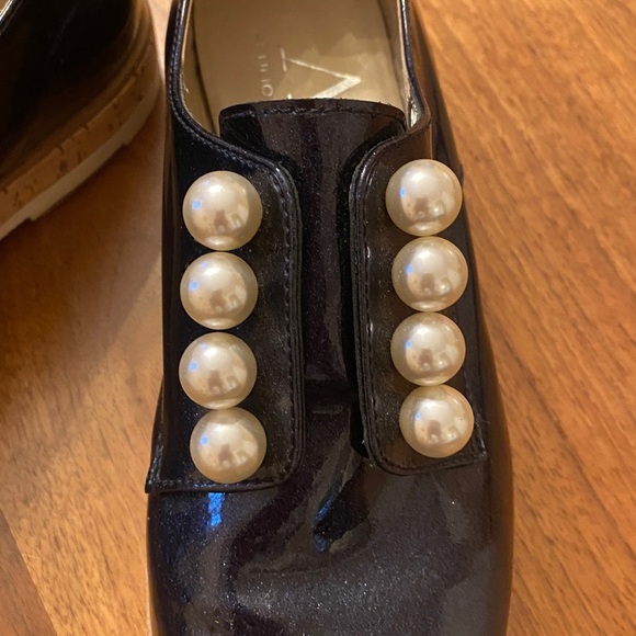 AGL Attilio Giusti Leombruni patent leather loafers with pearl embellishments - Picture 4 of 7